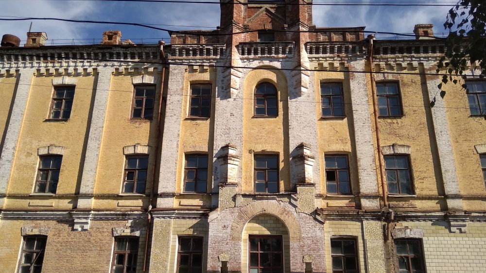 Червоні казарми