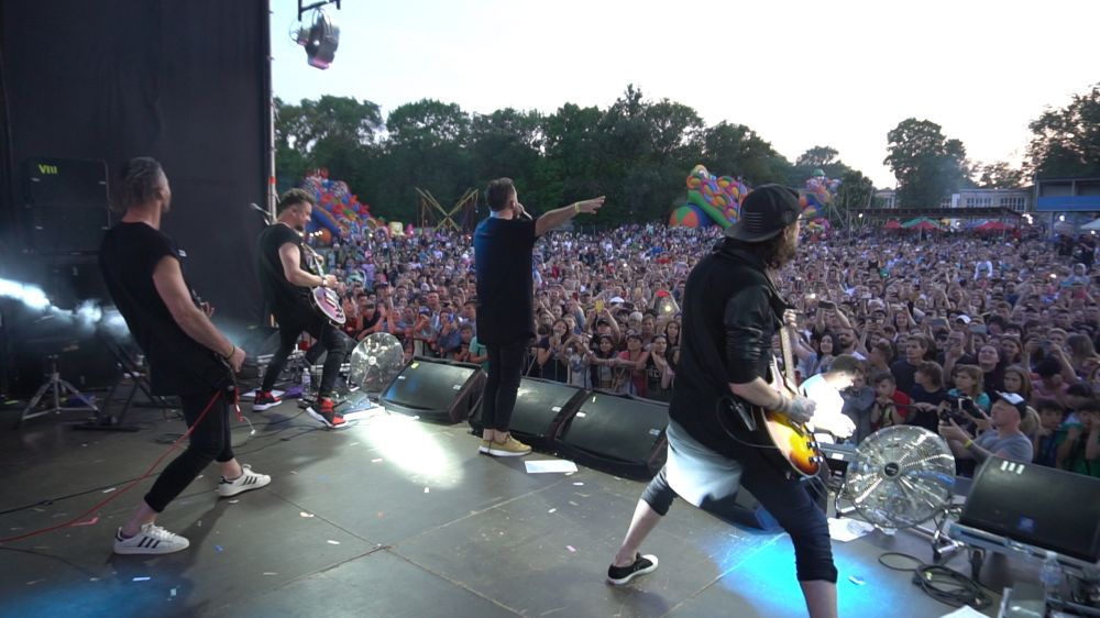 Гурт «Без обмежень»