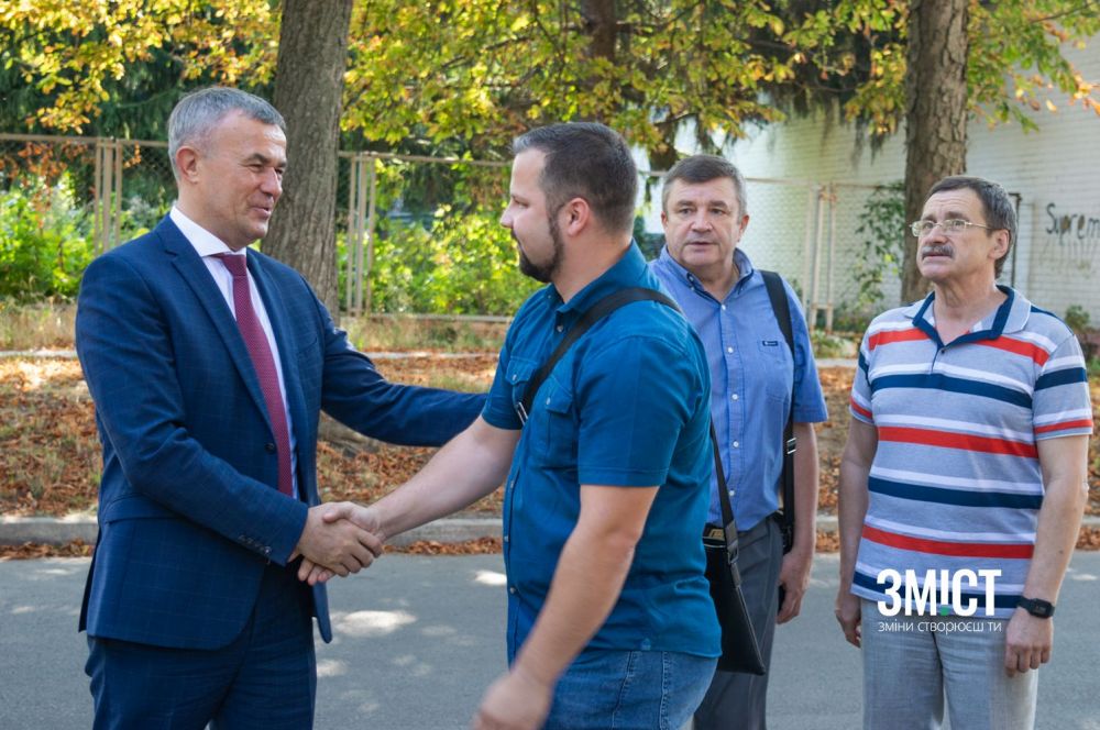 Для голови ДСА Зеновія Холоднюка провели екскурсію Кадетським