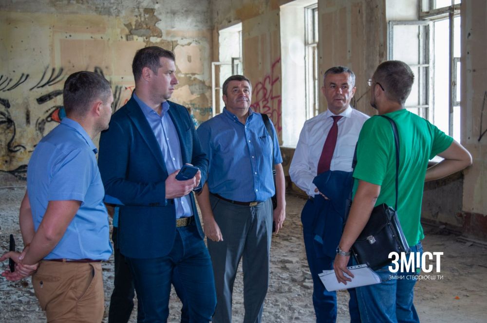 Для голови ДСА Зеновія Холоднюка провели екскурсію Кадетським