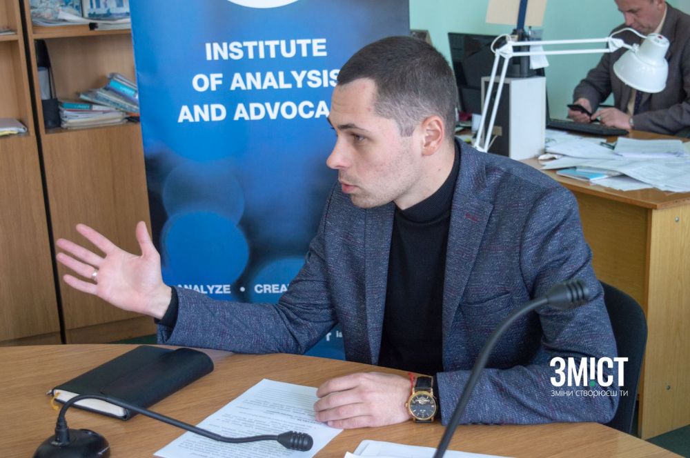 Едуард Волков