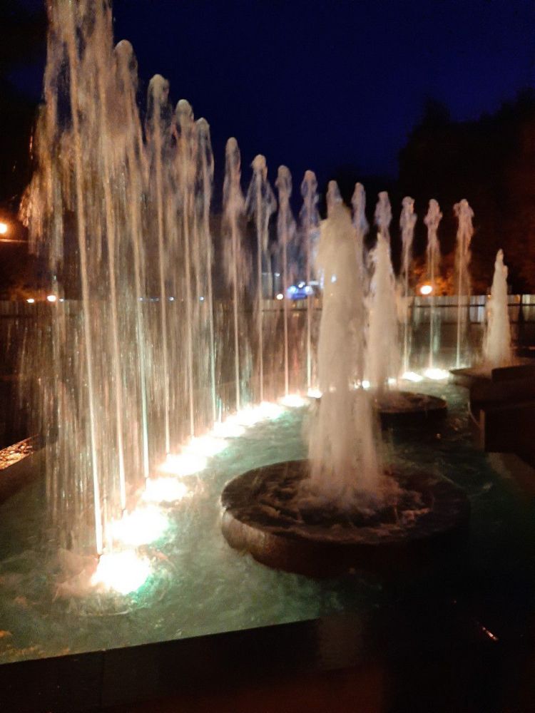 Відбувся пробний запуск фонтану 