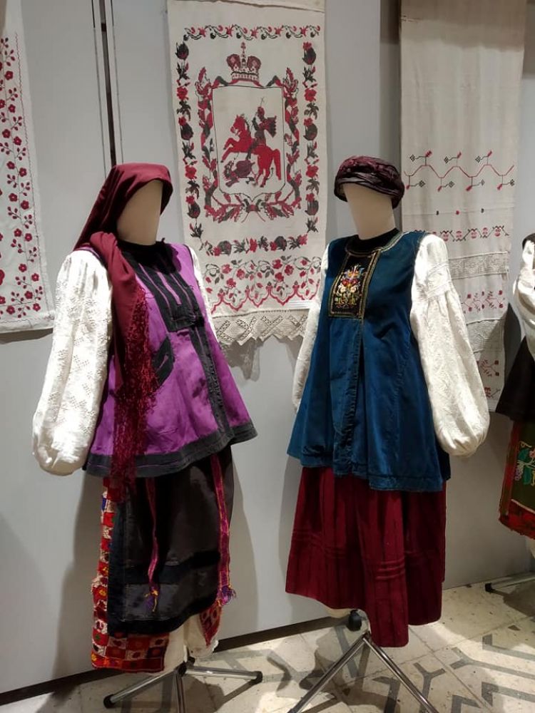 Вишитий одяг з Полтавщини