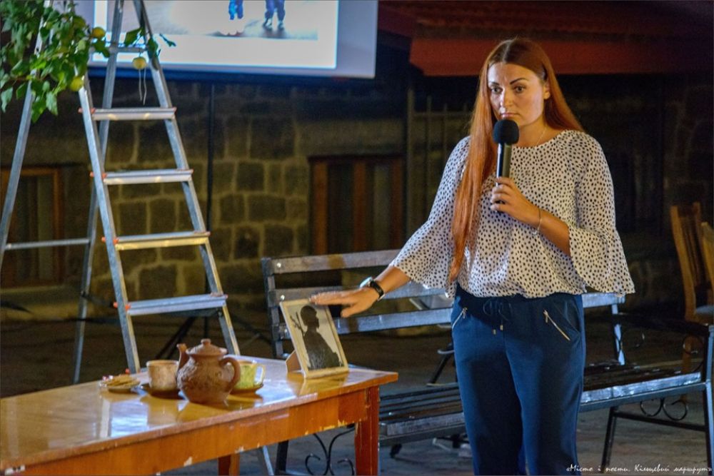 Атмосферний поетичний вечір у Полтаві