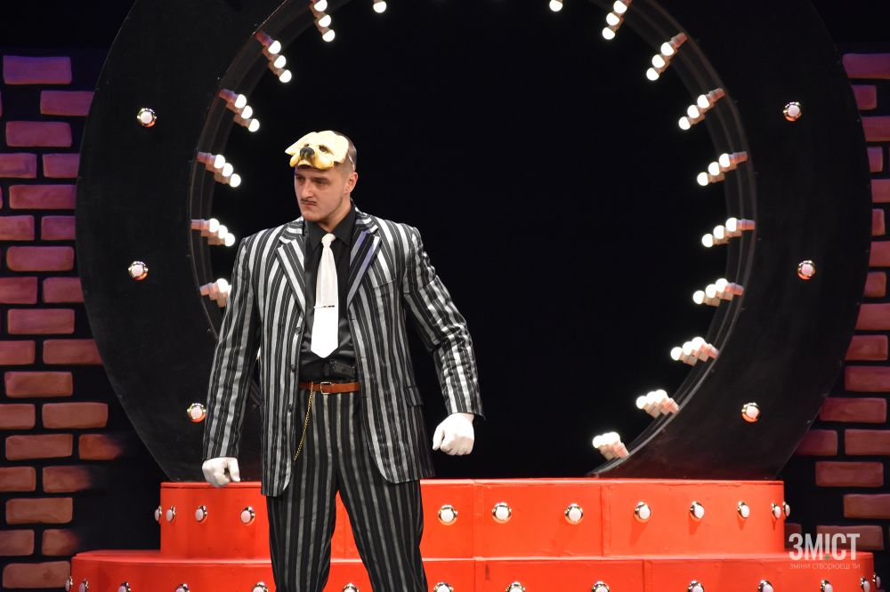 Допрем'єрний показ музичної комедії «Нью-Йорк, Нью-Йорк!»