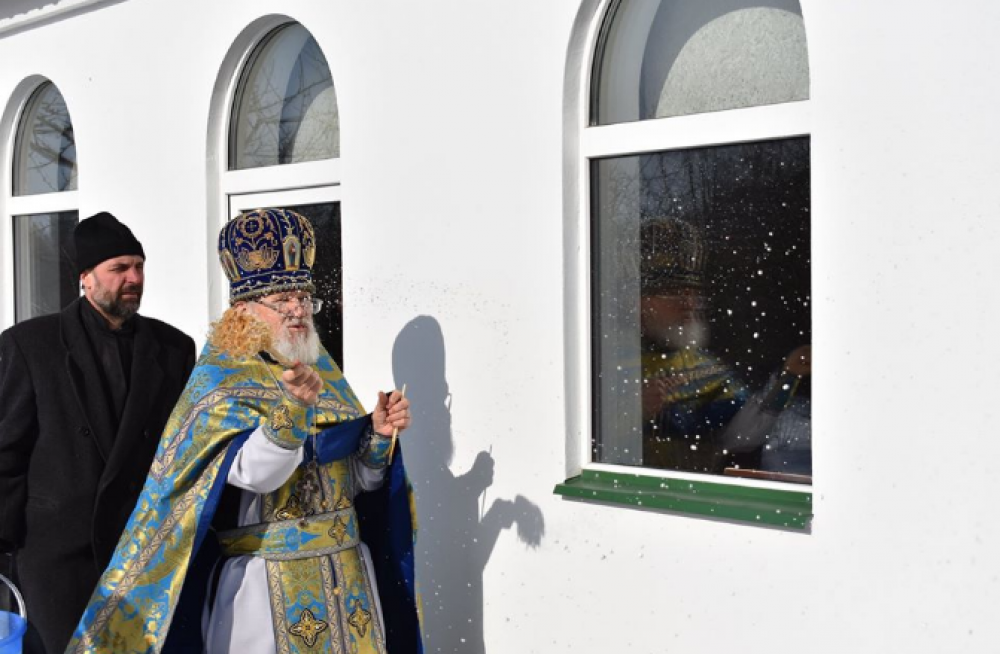 Настоятель Свято-Покровського храму протоієрей Миколай Храпач (фото - np.pl.ua)