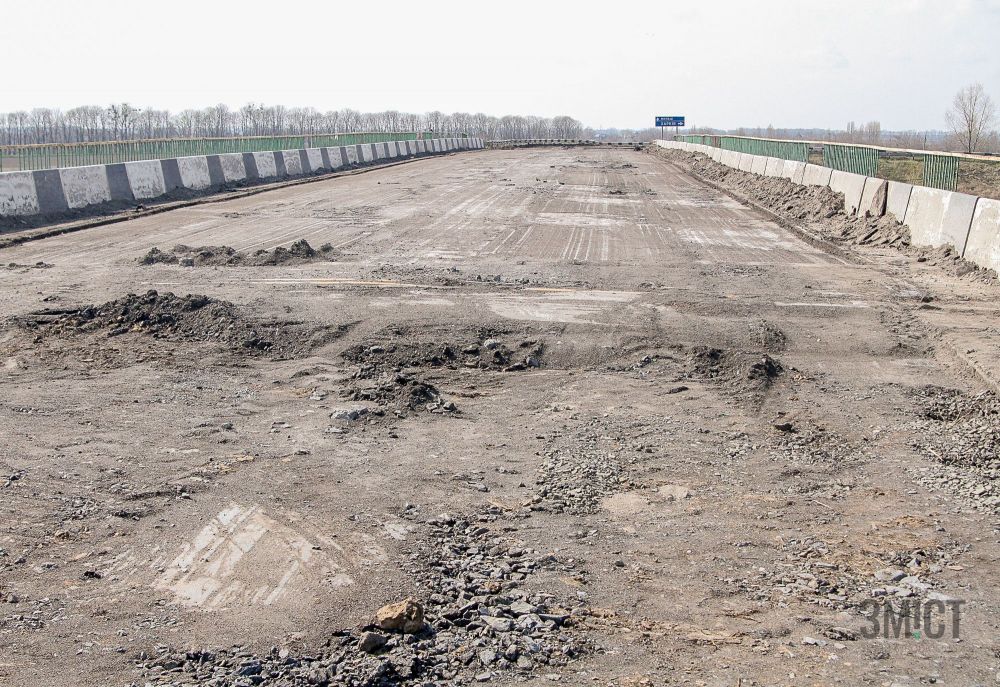 Зараз міст виглядає так