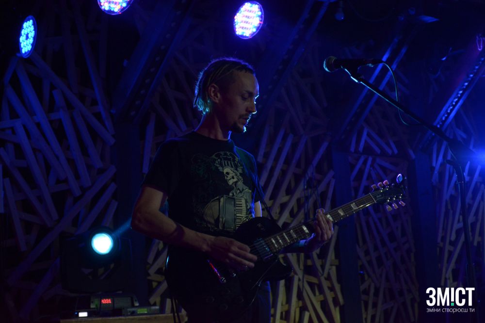 Гітарист гурту