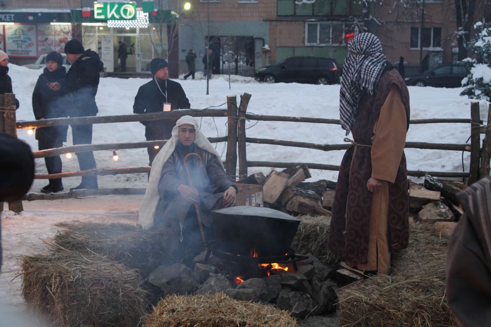 Минулорічне Різдвяне містечко у Полтаві (Фото Олега Журавльова)
