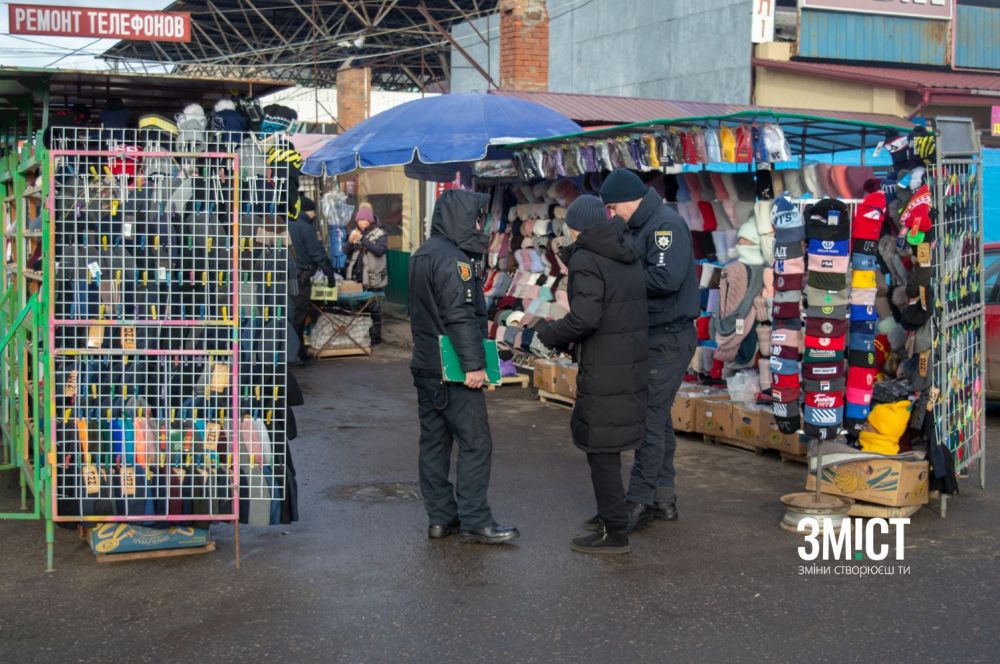Поліція попереджує реалізаторів ринку про порушення правил торгівлі