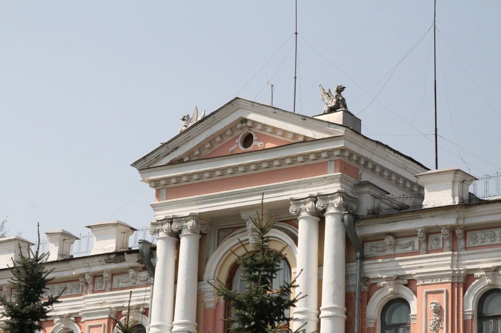 Будівля аграрно-економічного коледжу на Першотравневому проспекті, 10.