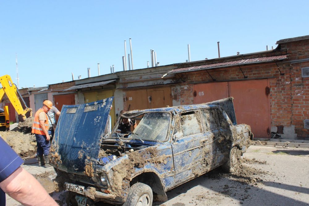 Аварія у гаражному кооперативі (Джерело – прес-служба водоканалу)