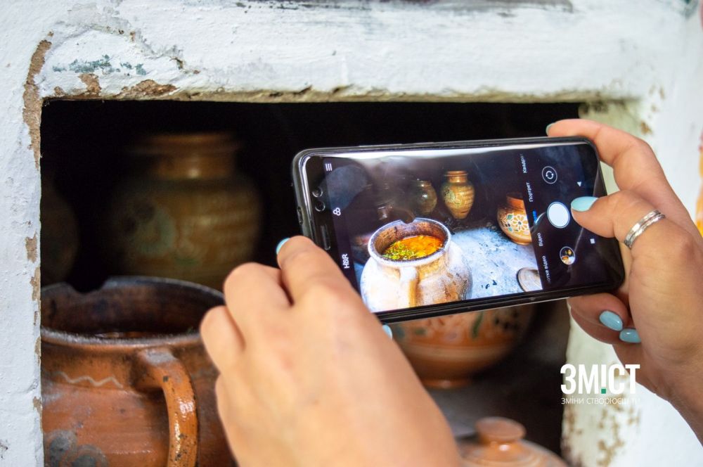 У Опішні можна посмакувати борщем за різними рецептурами 