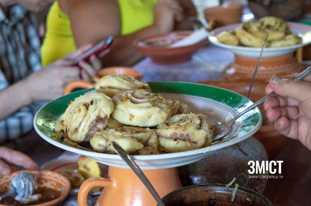 У Опішні можна посмакувати борщем за різними рецептурами 