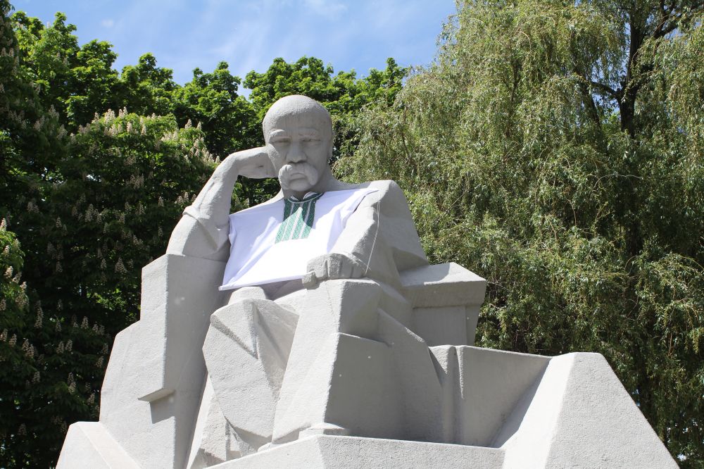 Пам'ятник Тарасу Шевченку