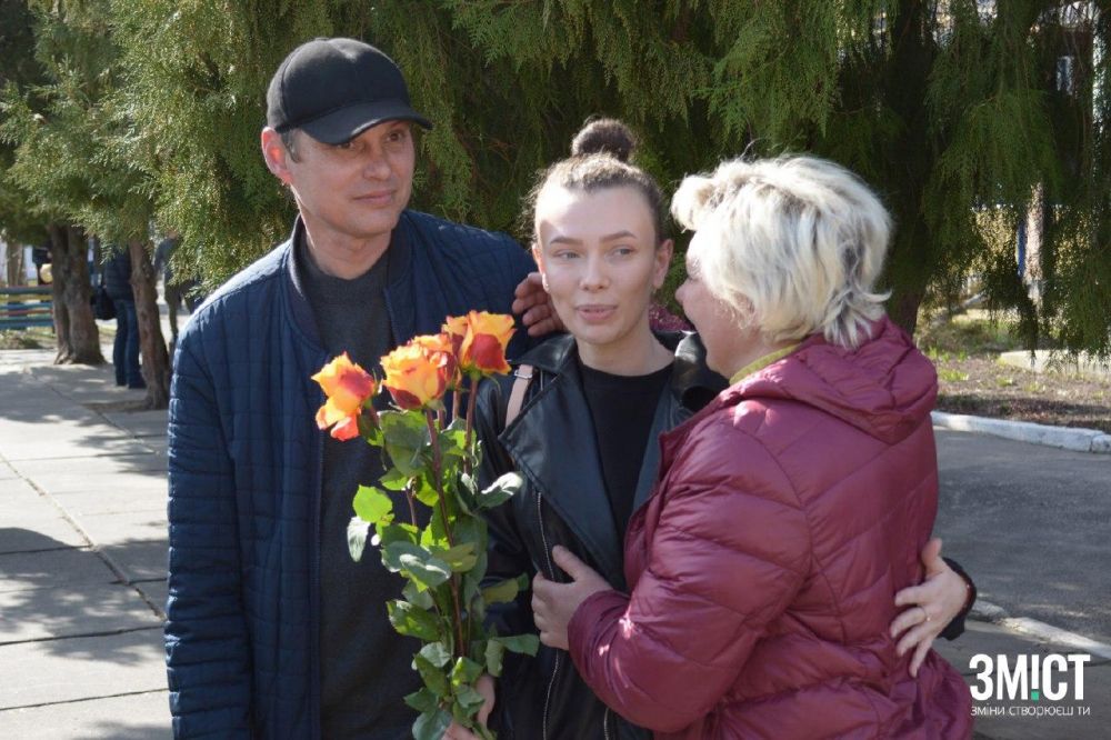 Евакуйована Анастасія Захаренко з батьками