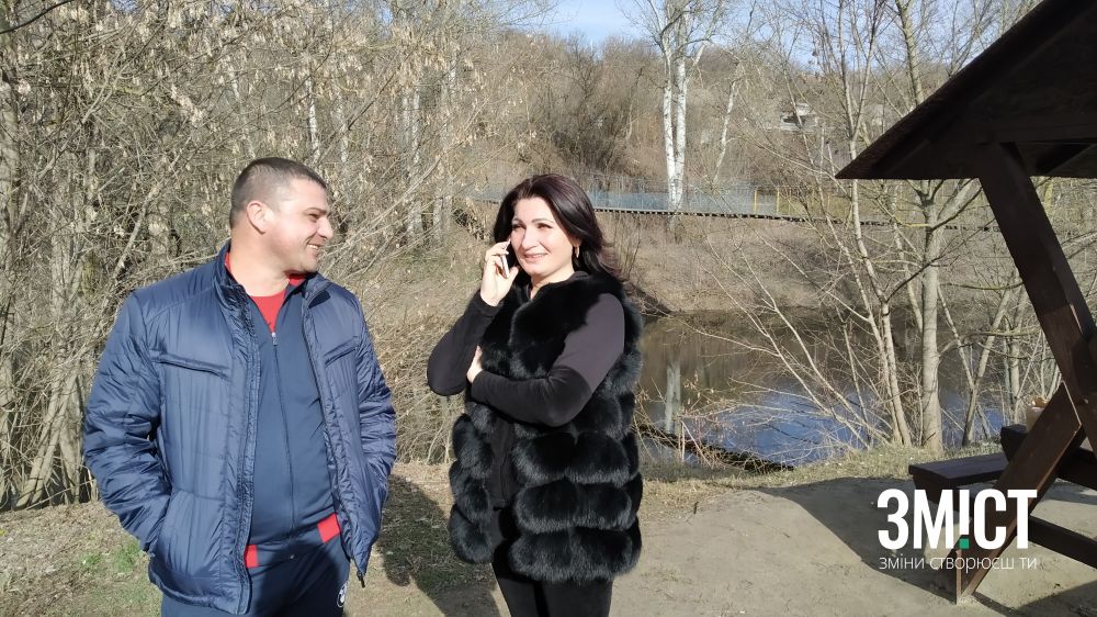 Ольга Павлова (справа)