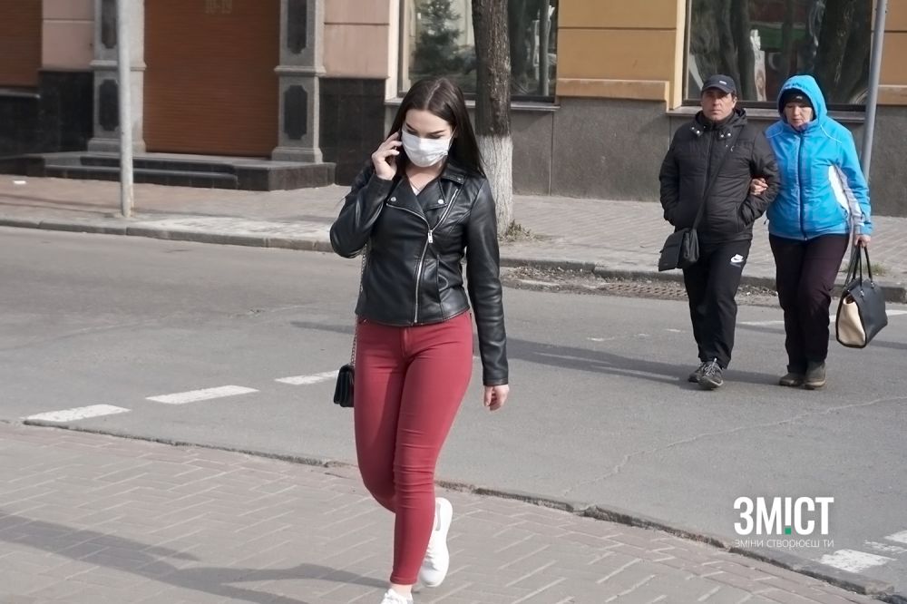 Дістати медичні маски в Полтаві неможливо