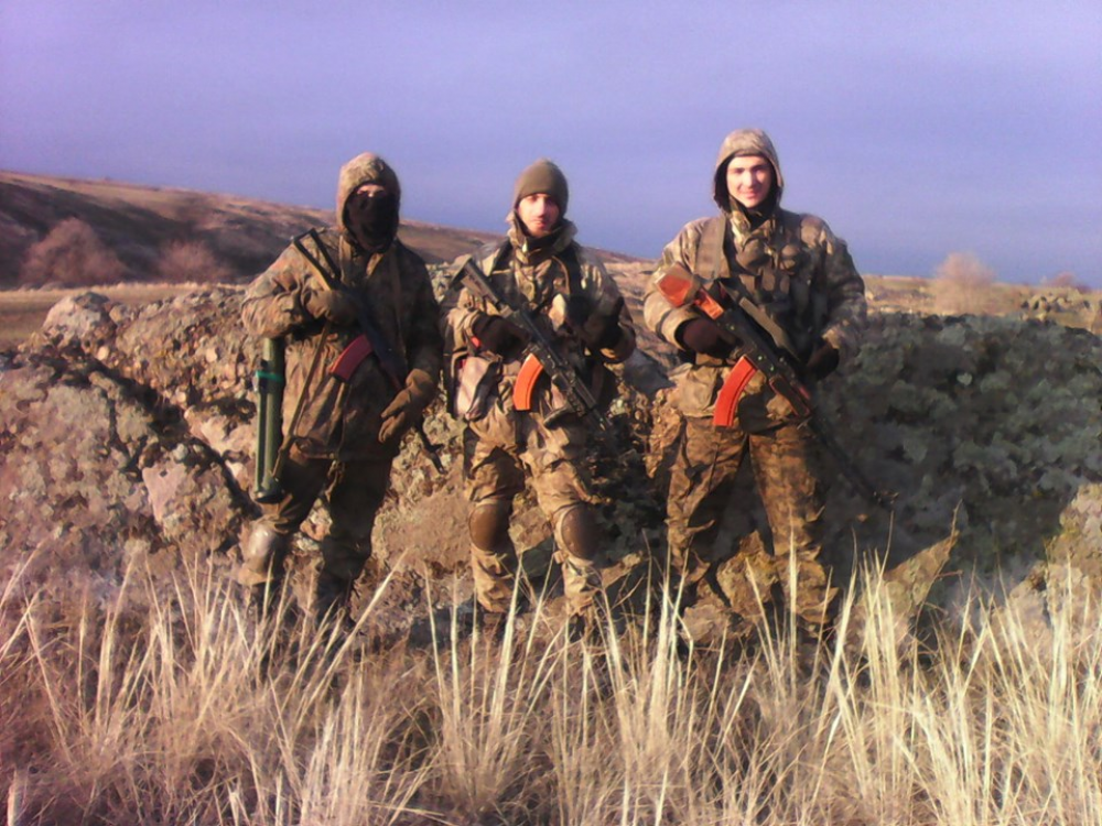 Юрій Дмитренко з побратимами