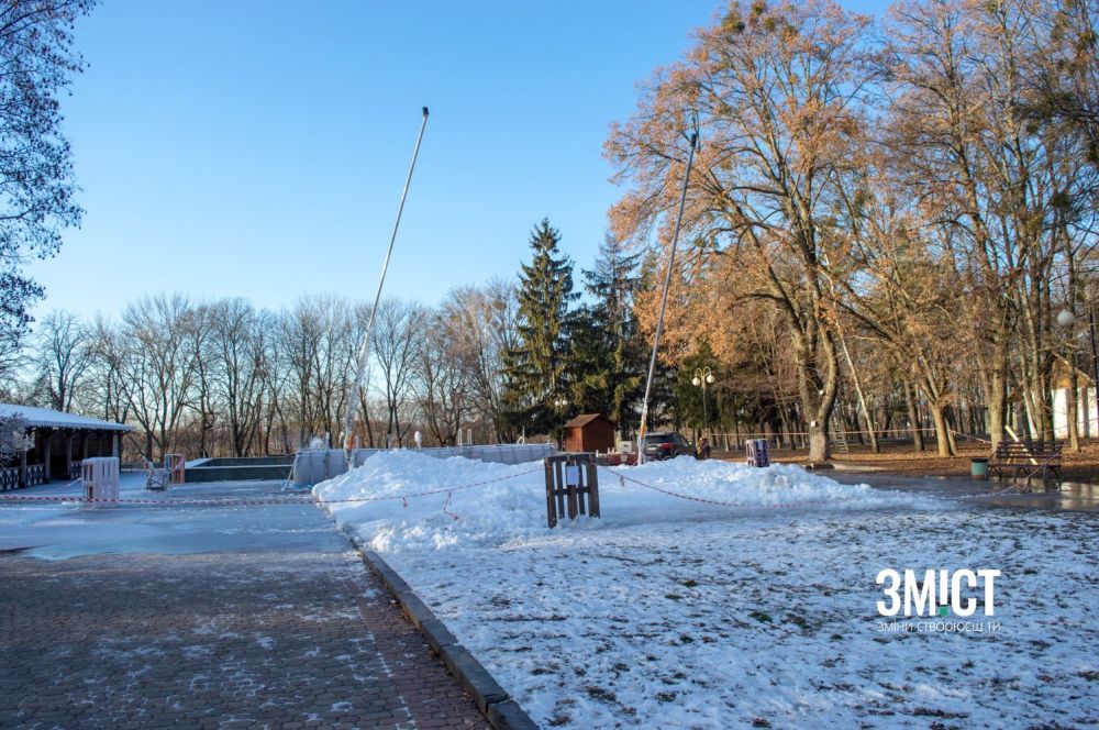 Рушниці-снігогенератори (на передньому плані)