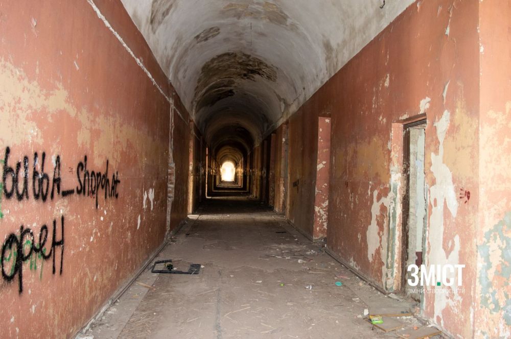 Усередині Кадетського корпусу