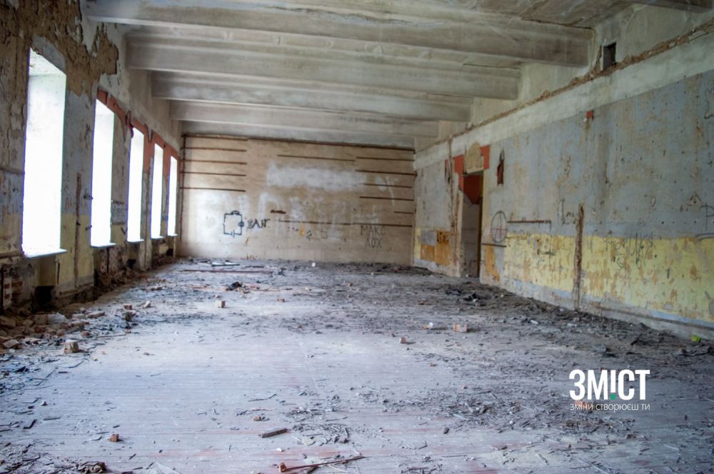 Усередині Кадетського корпусу