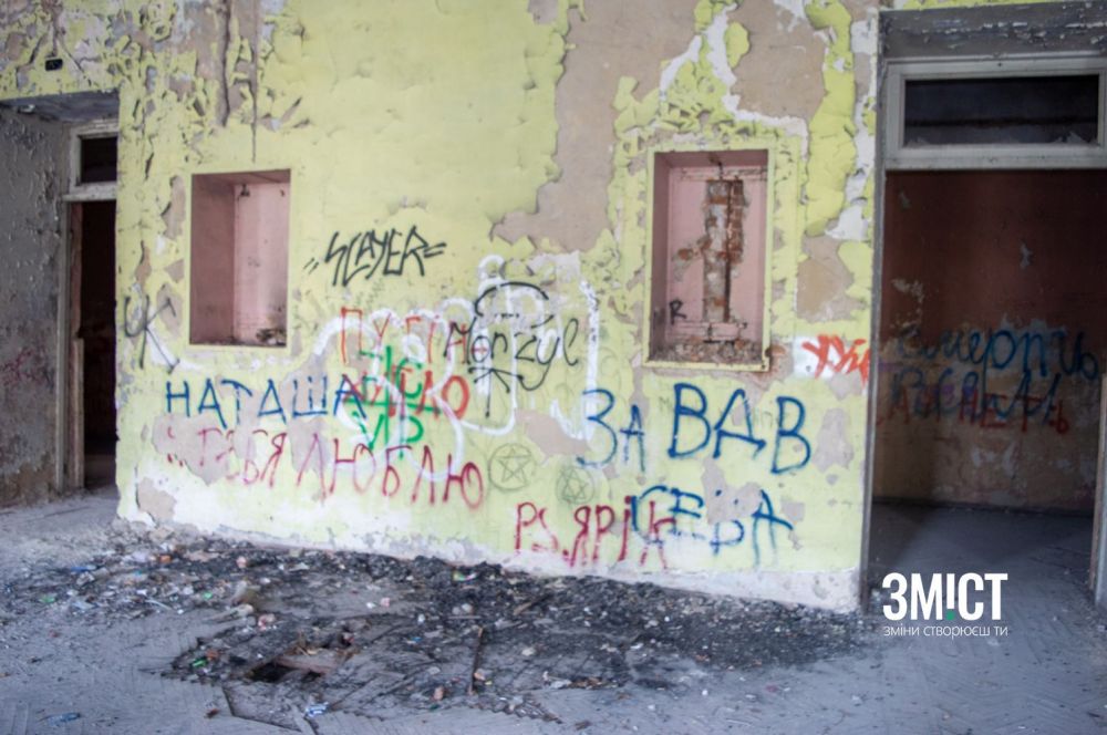 Усередині Кадетського корпусу