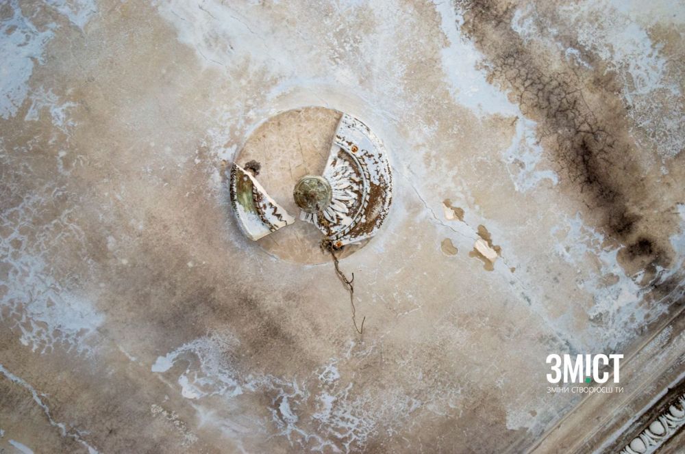 Усередині Кадетського корпусу