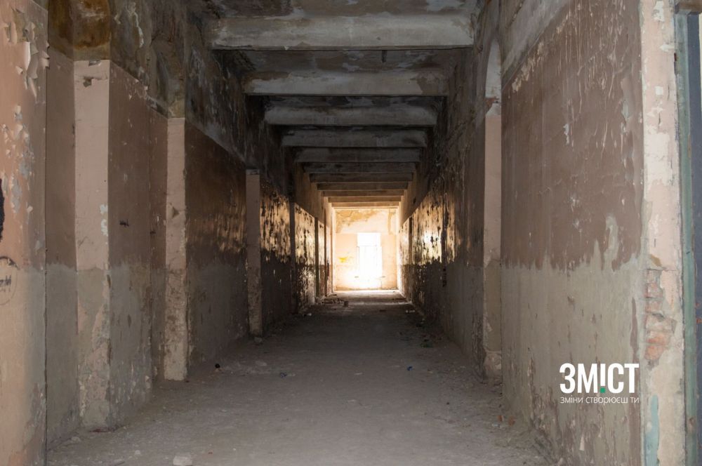 Усередині Кадетського корпусу