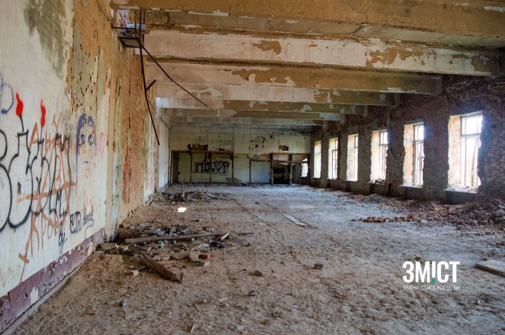 Усередині Кадетського корпусу