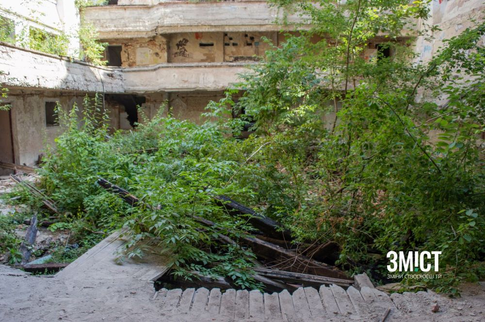 Усередині Кадетського корпусу