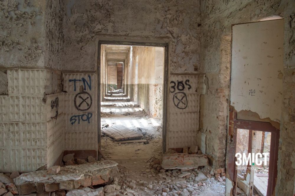 Усередині Кадетського корпусу