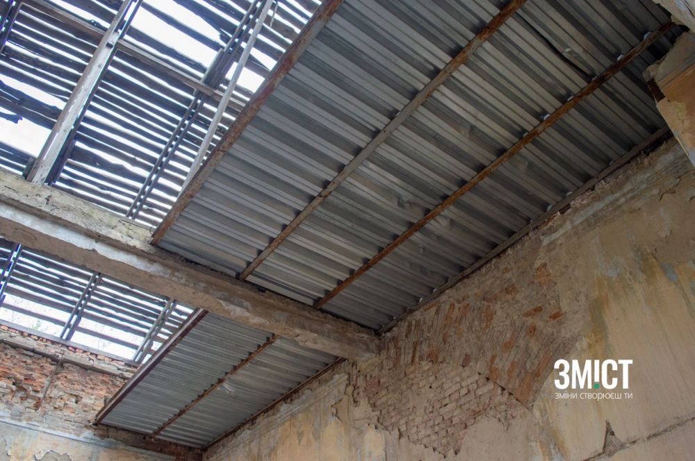 Усередині Кадетського корпусу