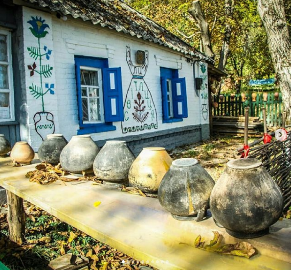 Етносадиба Лялина Світлиця. Джерело - сторінка етносадиби у фейсбуці