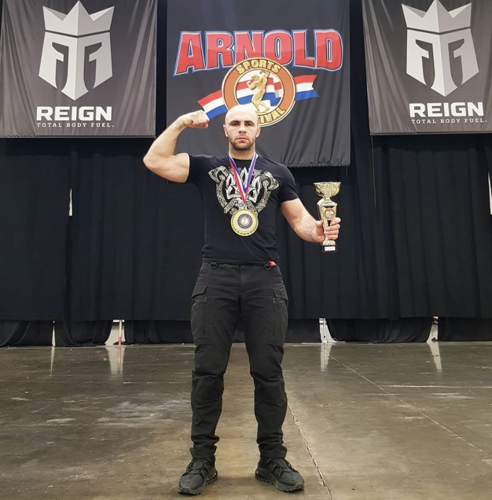 На фестивалі Arnold Classic 2020. Джерело - фейсбук-сторінка Дмитра Зайця