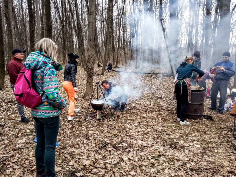 Прибирання у Гришкиному лісі