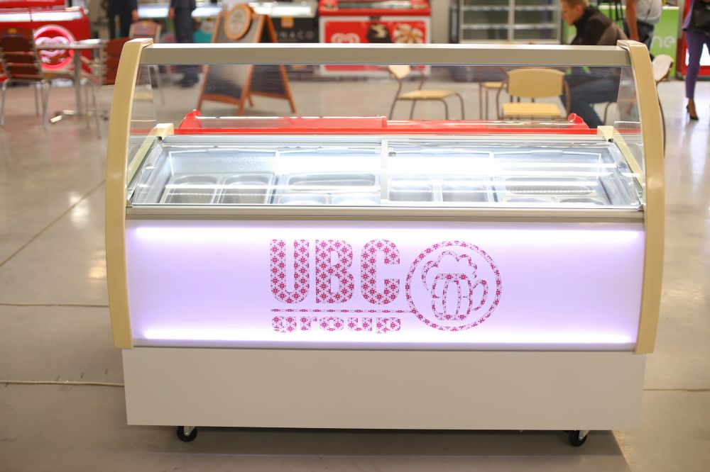 Морозильна вітрина - продукція підприємства у Вінницькому індустріальному парку (джерело - www.myvin.com.ua)