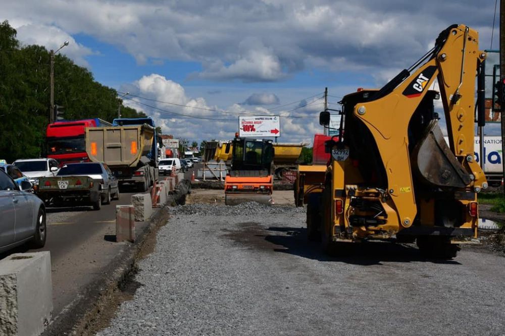 Ремонт ділянки дороги Київ - Харків - Довжанський у межах Полтави. Джерело - фейсбук-сторінка Дмитра Луніна