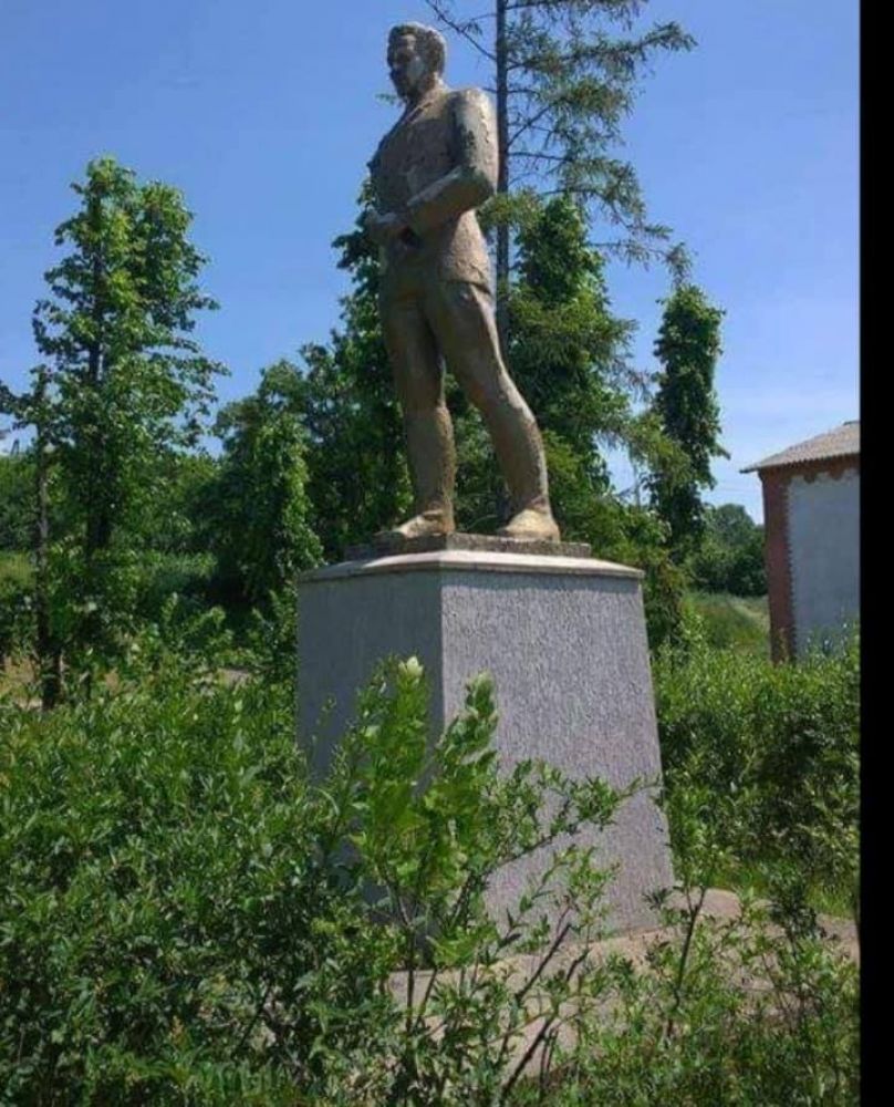 Пам’ятник Якову Свердлову