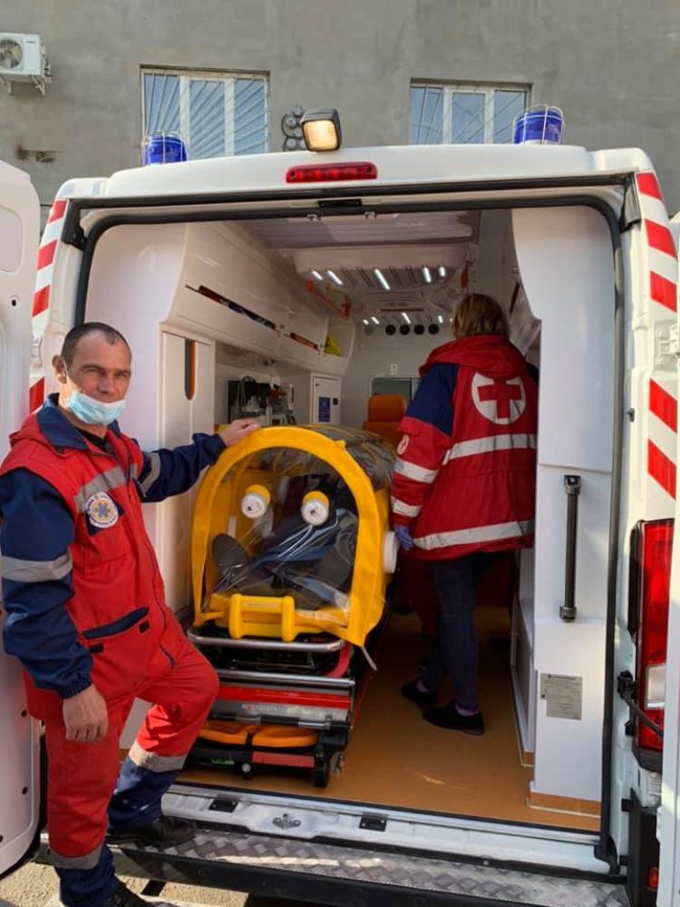 Тестування нової версії транспортного ізолятора на Кременчуцькій станції швидкої допомоги